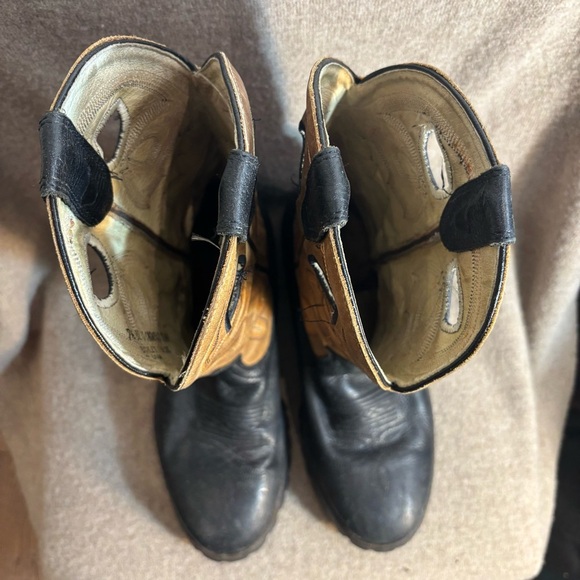 BOULET Sz 7.5 EEE Black and Tan Western Boots Distressed Rounded Toe Leather - Picture 4 of 9